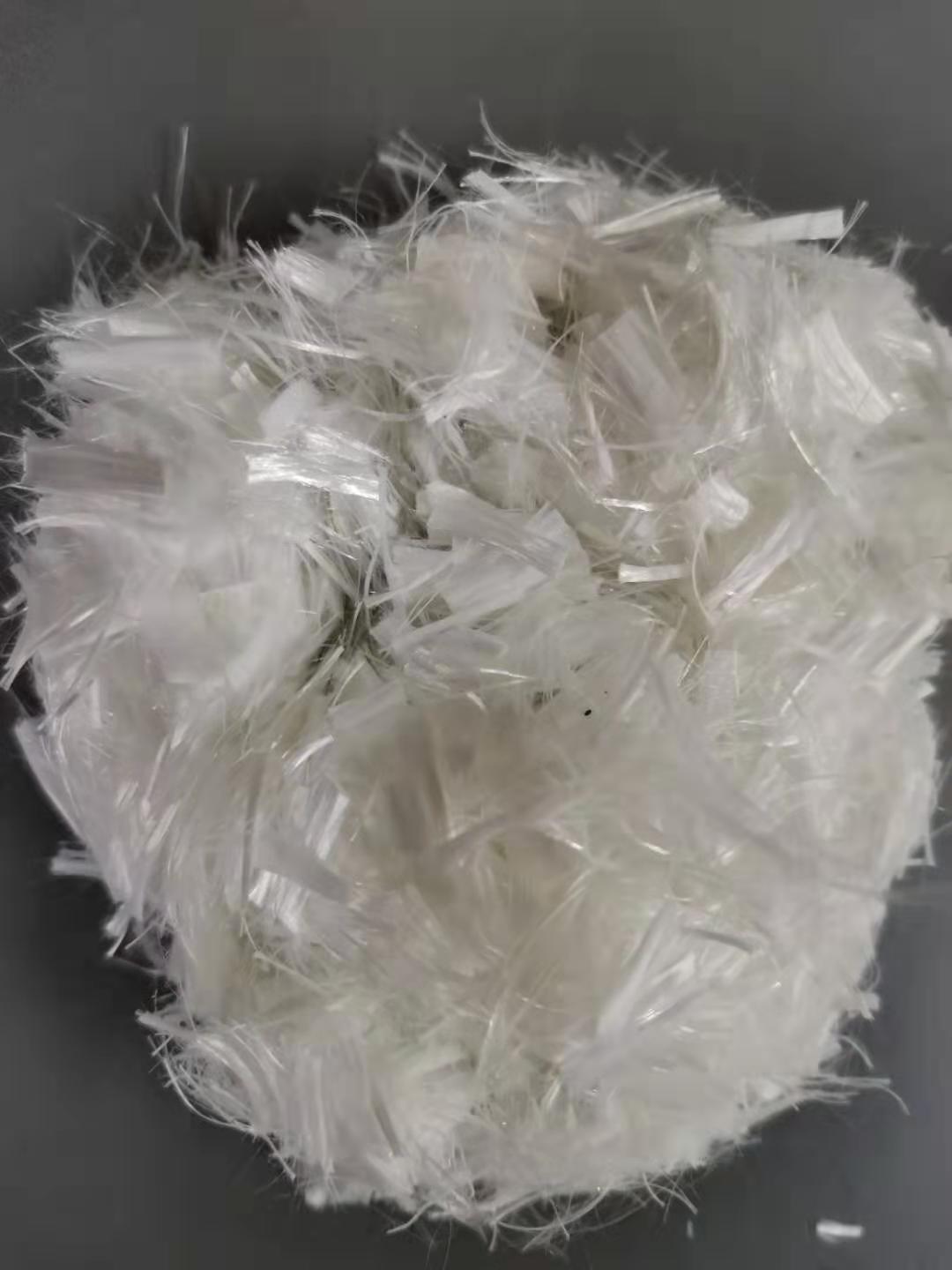 路用聚酯纤维作用机理了解一下